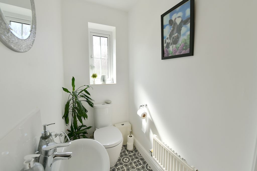 WC- click for photo gallery